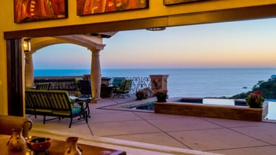 Luxury Villa Photo #12