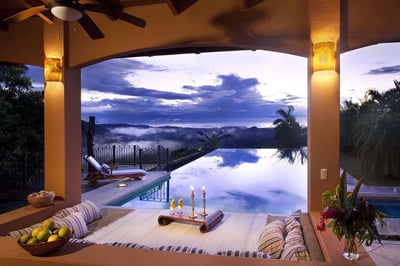 Luxury Villa Photo #3