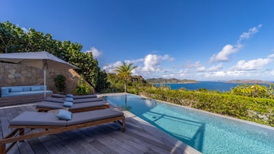 Luxury Villa Photo #3