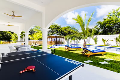 Luxury Villa Photo #4