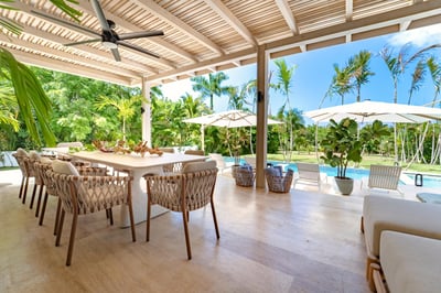 Villa Palmerie - Designer Villa with Lush Garden