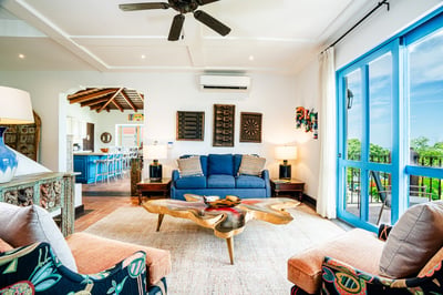 Luxury Villa Photo #7