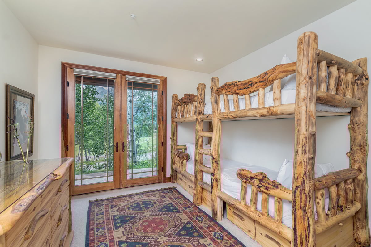 Palisade at Pine Meadows