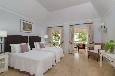 Luxury Villa Photo #12