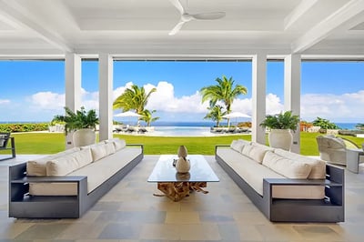 Luxury Villa Photo #9