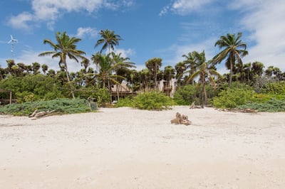 Luxury Villa Photo #7