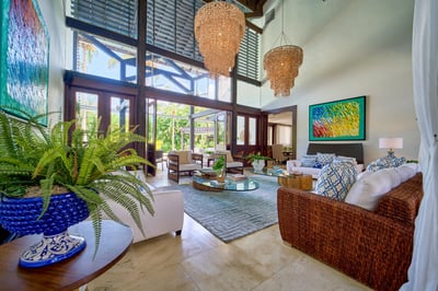 Luxury Villa Photo #23