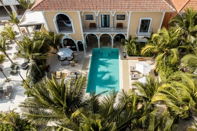 Luxury Villa Photo #43