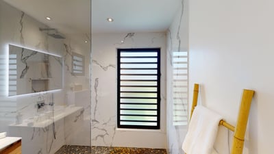Luxury Villa Photo #38
