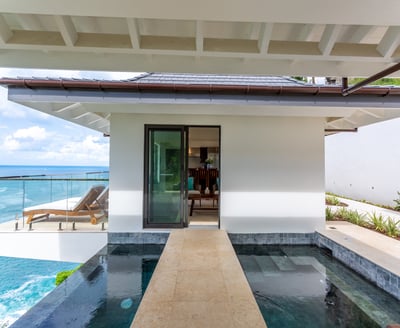 Luxury Villa Photo #6