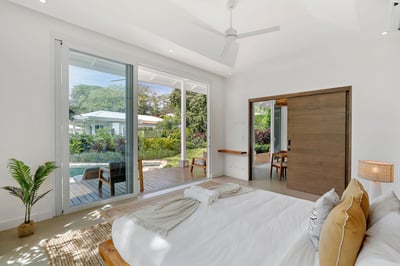 Luxury Villa Photo #31