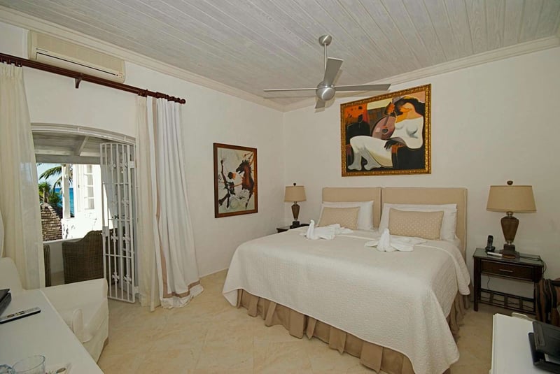 Emerald Beach 4 | Plumbago