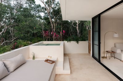 Luxury Villa Photo #31
