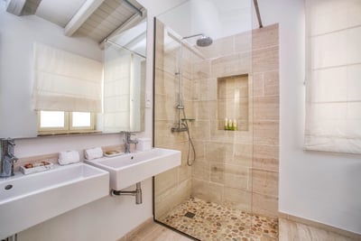 Luxury Villa Photo #36