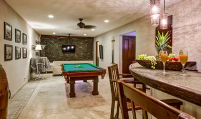 Luxury Villa Photo #19