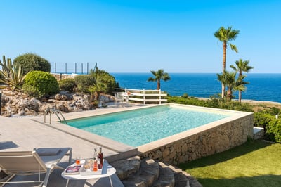 Luxury Villa Photo #8