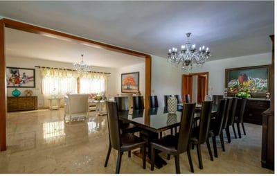 Luxury Villa Photo #14