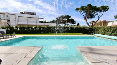Luxury Villa Photo #7