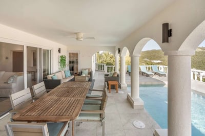 Luxury Villa Photo #5