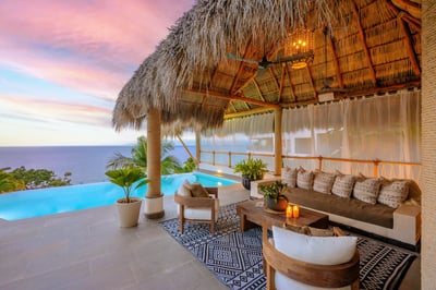 Luxury Villa Photo #5
