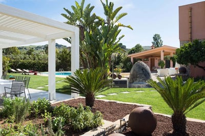Luxury Villa Photo #5