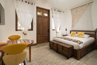 Luxury Villa Photo #14
