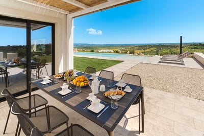 Luxury Villa Photo #20