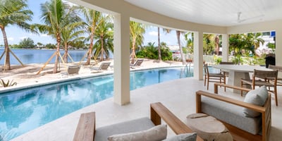 Luxury Villa Photo #7