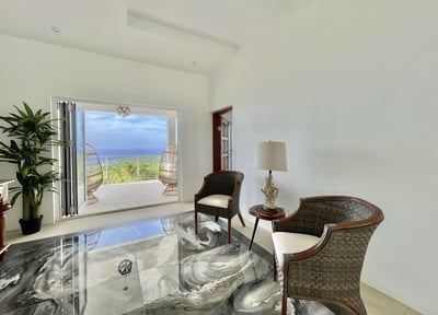 Luxury Villa Photo #12