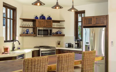 Luxury Villa Photo #6