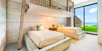 Luxury Villa Photo #18