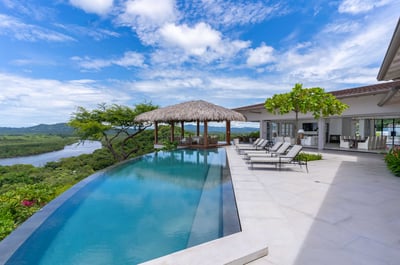 Palazzo del Mar | Poolside