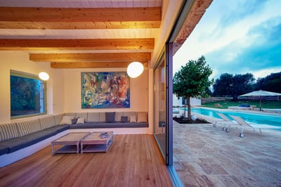 Luxury Villa Photo #11