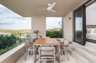 Luxury Villa Photo #11