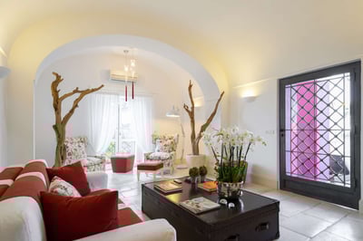 Luxury Villa Photo #48