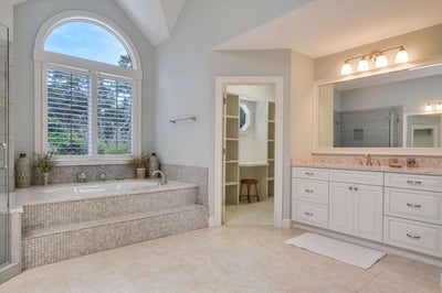 Luxury Villa Photo #28