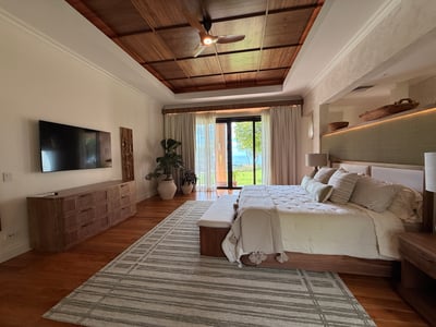 Luxury Villa Photo #71