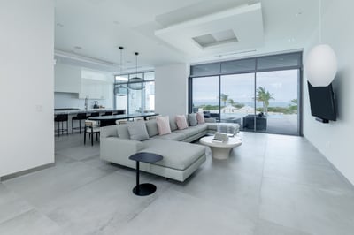 Luxury Villa Photo #6