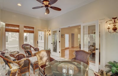 Luxury Villa Photo #17