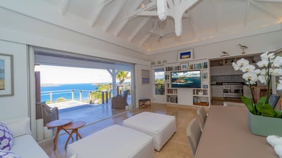Luxury Villa Photo #36