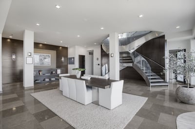 Luxury Villa Photo #26