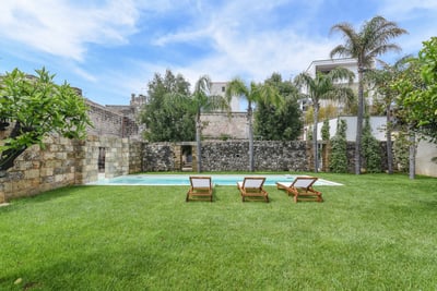 Luxury Villa Photo #11