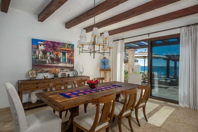 Luxury Villa Photo #17