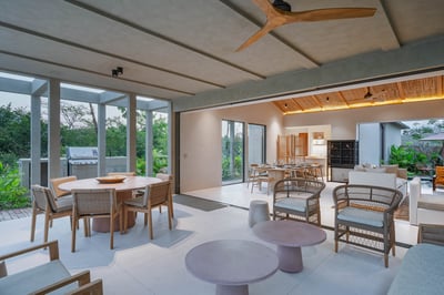 Luxury Villa Photo #14