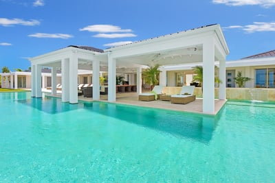 Luxury Villa Photo #8