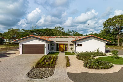 Luxury Villa Photo #13