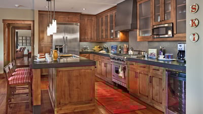 Gourmet kitchen