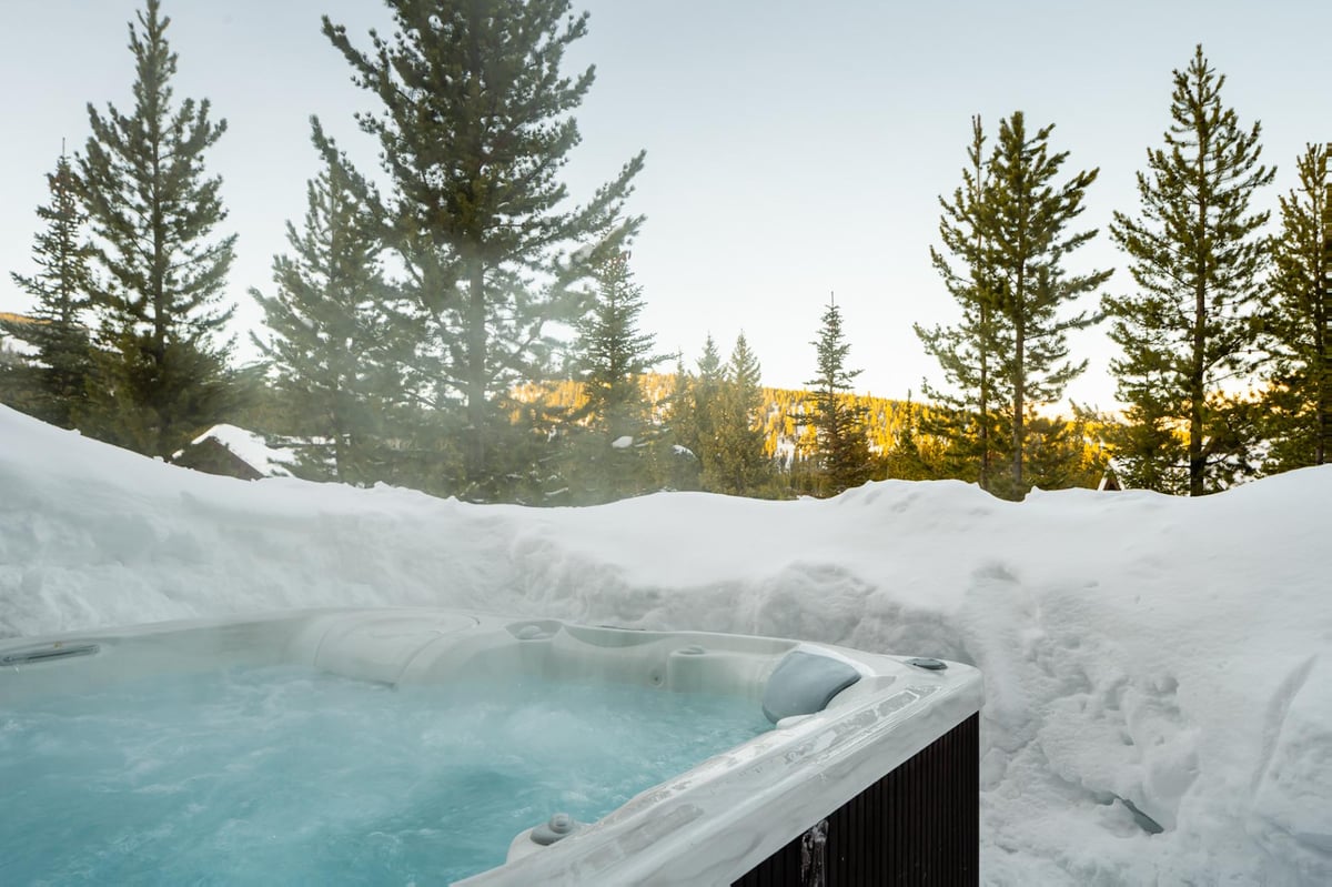 Spanish Peaks | Nestledown