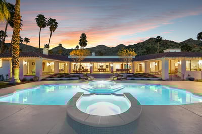 Luxury Villa Photo #3