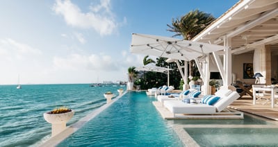 Luxury Villa Photo #3